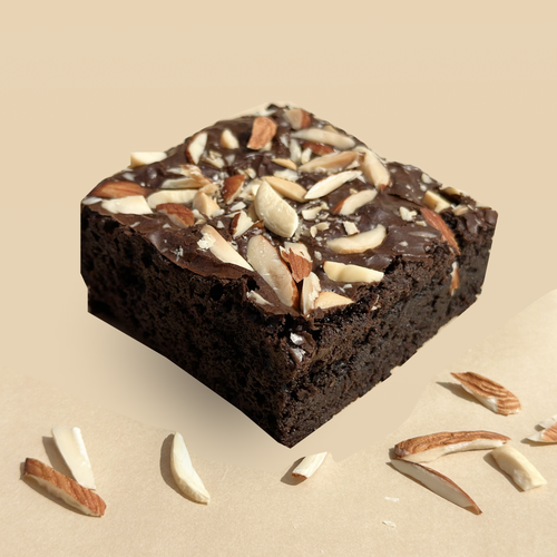 Almond Brownie (1 pc)